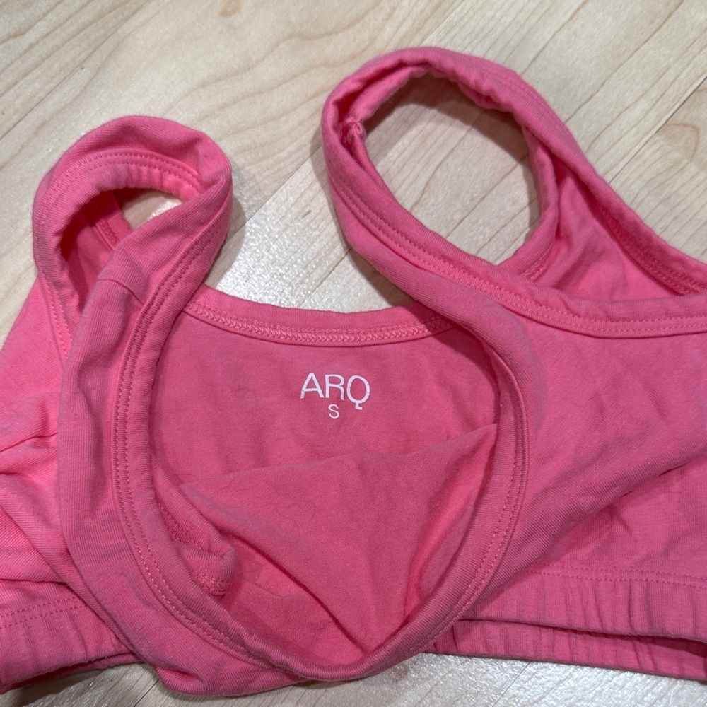 ARQ Pink Bra - Picture 2 of 3